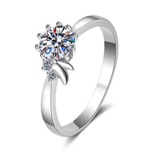 hesy®0.5ct Moissanite 925 Silver Platinum Plated&Zirconia Flower Classical Ring B4538