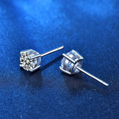 hesy® 0.5ct Moissanite 925 Silver Platinum Plated Four-Prong Classical Stud B4635